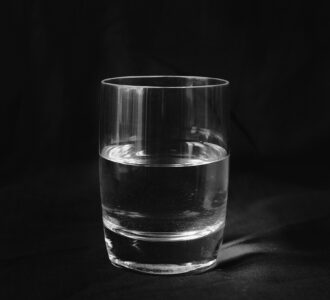 Le mini concours de novembre 2025 – “Moitié – moitié”