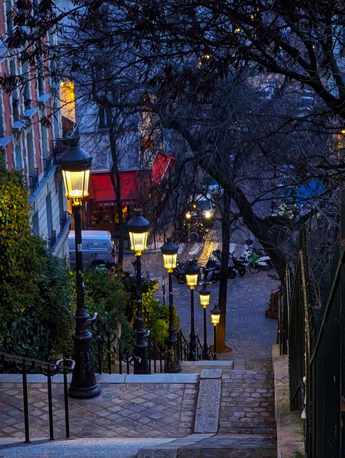 Claude LACROIX - FIN DE NUIT A MONTMARTRE